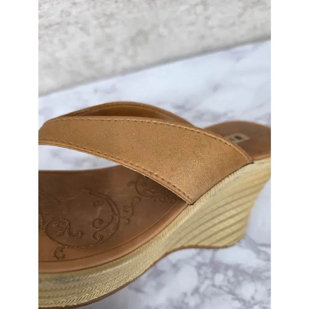 Y2K Vintage Wedge Platform Thong Sandals in Tan Leather Sttraps
